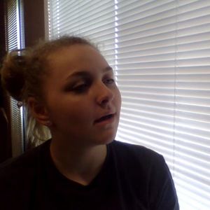 Meet your Posher, Liz